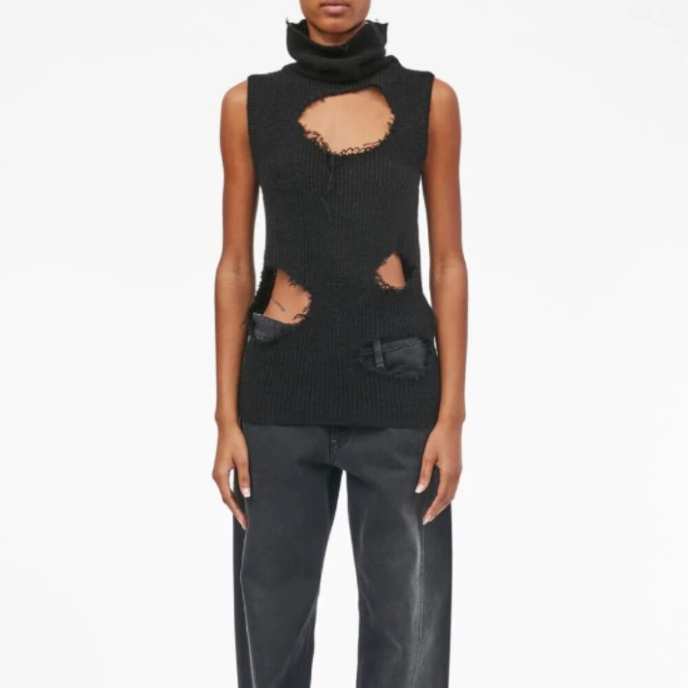 BNWT AW23 MAISON MARGIELA MM6 DISTRESSED SWEATER XS